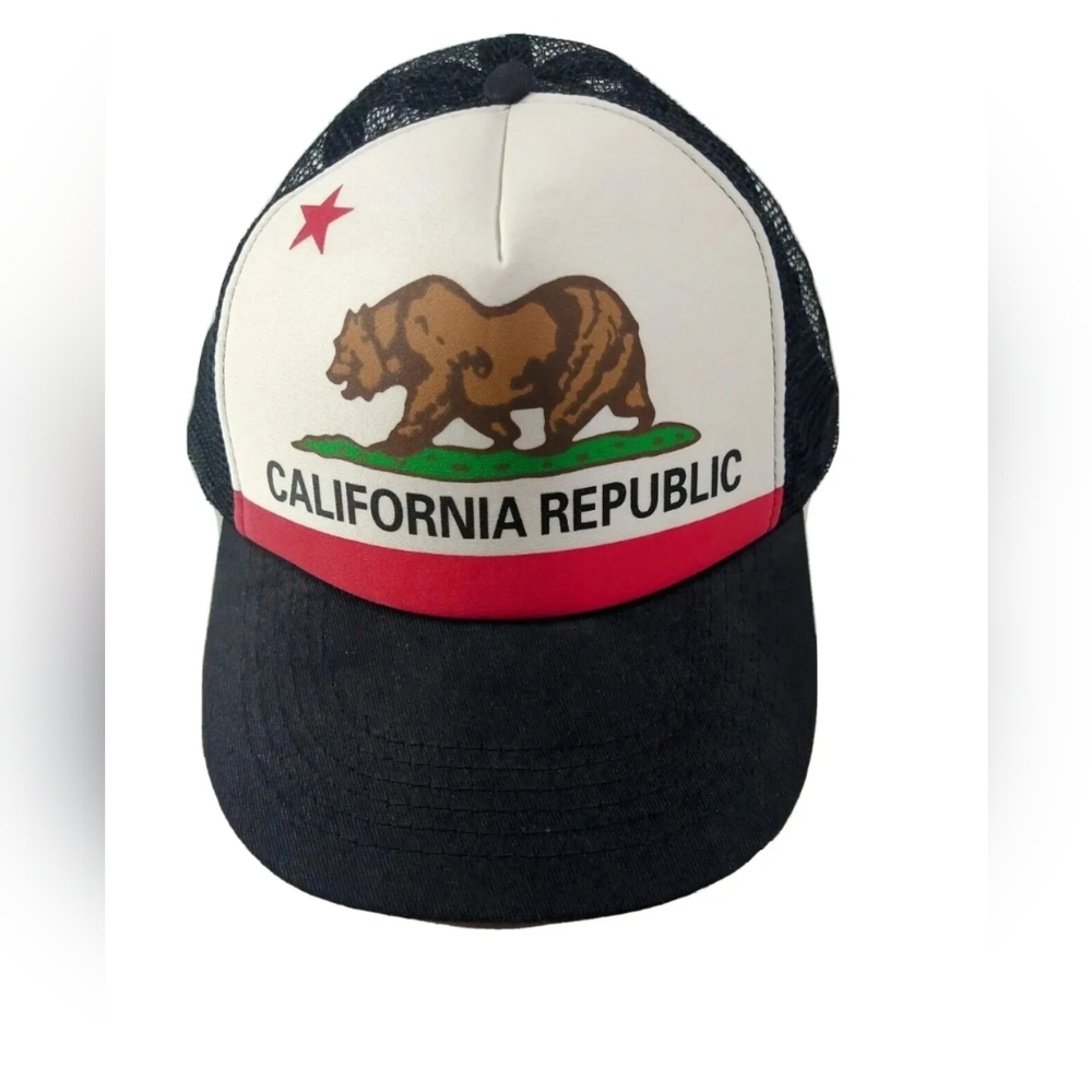 CALIFORNIA REPUBLIC Flag Flat Bill Snapback Mesh Truckers Cap